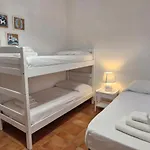 Capo Figari 13, Spazioso Nel Centro Di Con Terrazza Vista Mare, Wi-fi, Parcheggio Gratuito Lejlighed *