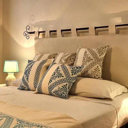 Capo Figari 13, Spazioso Nel Centro Di Con Terrazza Vista Mare, Wi-fi, Parcheggio Gratuito Lejlighed