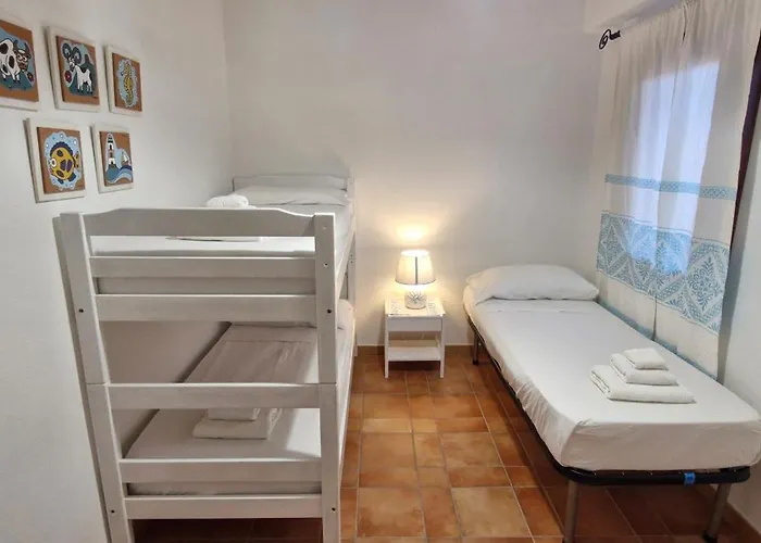 Capo Figari 13, Spazioso Nel Centro Di Con Terrazza Vista Mare, Wi-fi, Parcheggio Gratuito Апартаменты Гольфо-Аранчи